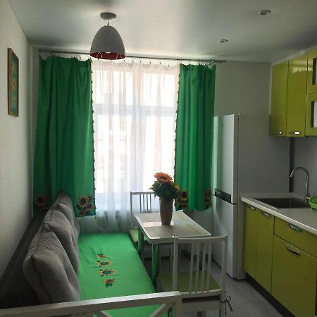Marylu Home Lviv Exterior photo